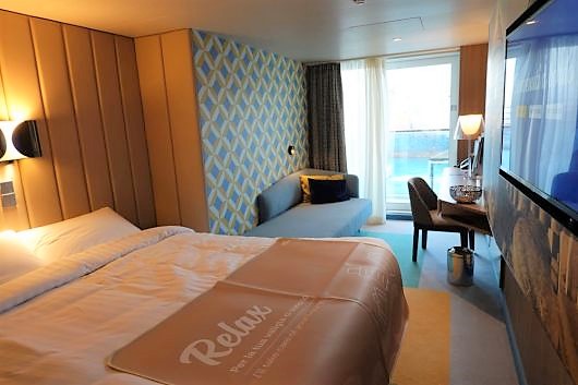 Costa Smeralda hajó, Costa Cruises - kabin erkélyel