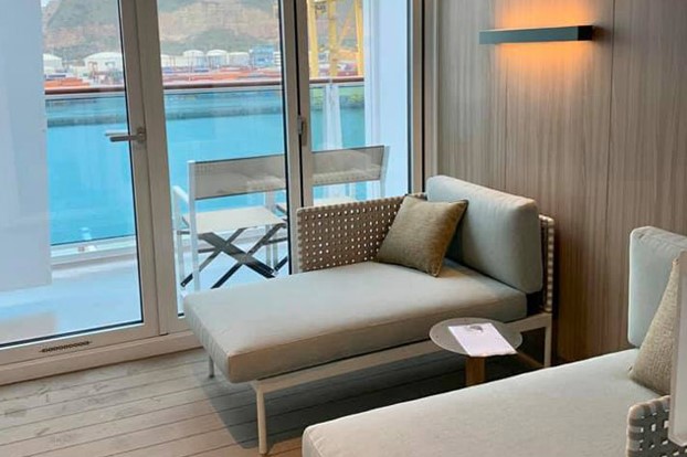 Costa Smeralda - kabin erkélyel és loggiával